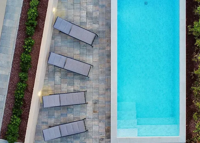 Villa D Cube Kremena